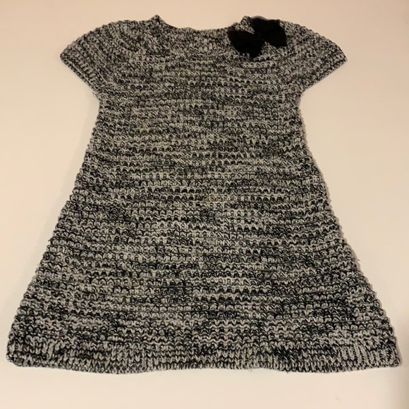Girls black and white knit dress with black bow - Picture 1 of 4